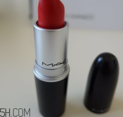 mac和tf口紅哪個(gè)好？mac魅可和tomford口紅對(duì)比