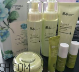 詩(shī)婷露雅荷荷巴系列有刺激嗎？適合敏感肌嗎？