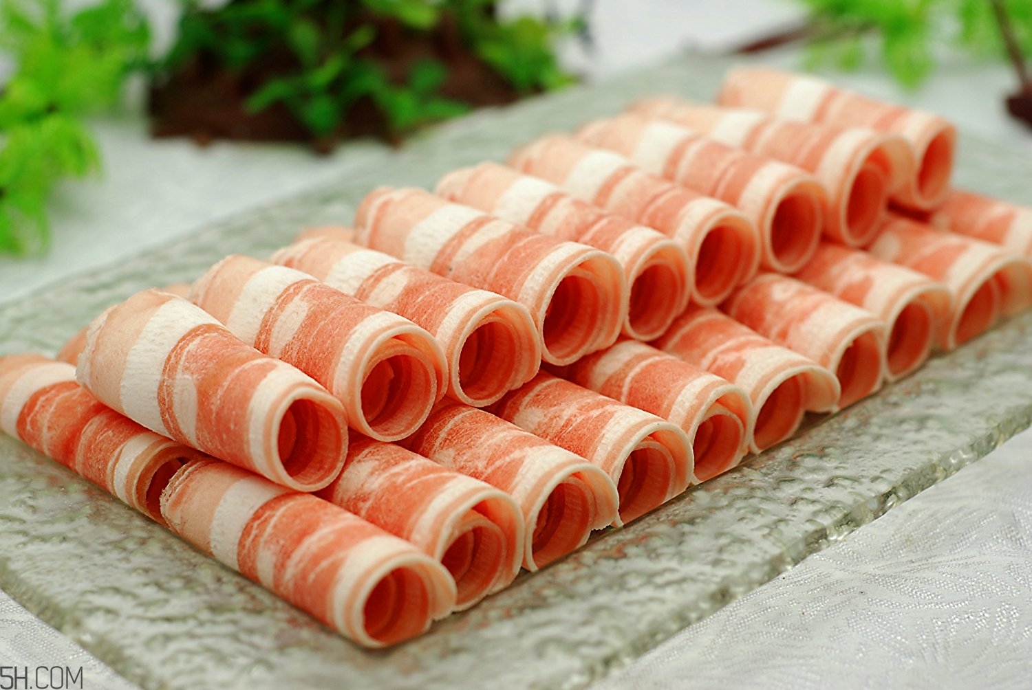 羊肉和香蕉可以一起吃嗎？吃了羊肉可以吃香蕉嗎？