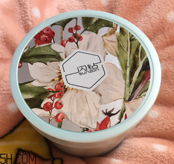 閃鉆植物燙染修復(fù)發(fā)膜好用嗎？閃鉆植物燙染修復(fù)發(fā)膜使用心得