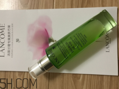 蘭蔻水光瓶適合什么年齡使用？蘭蔻水光瓶適合輕齡肌嗎？