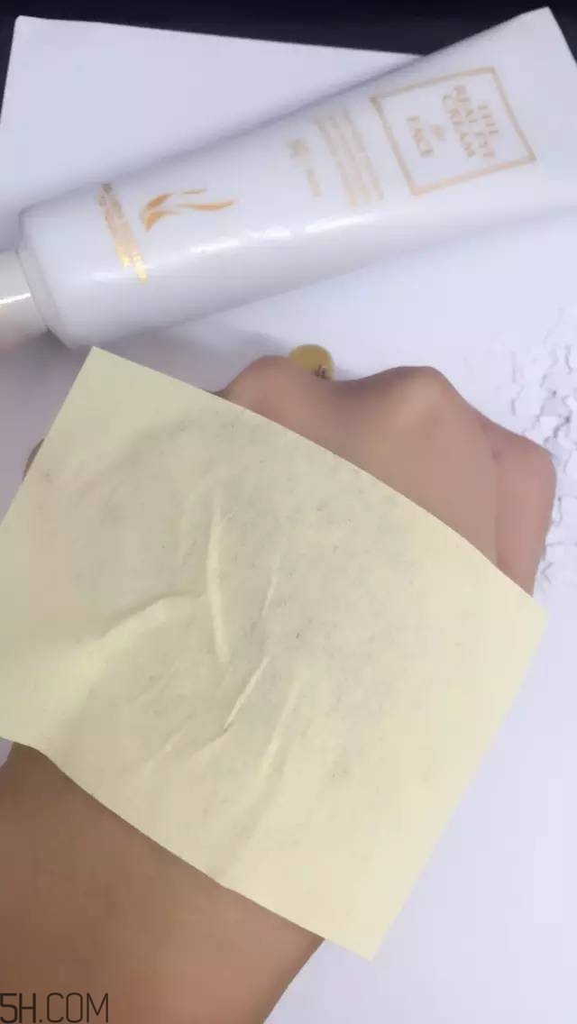 眼霜需要早晚都用嗎？ahc第五代眼霜效果怎么樣？