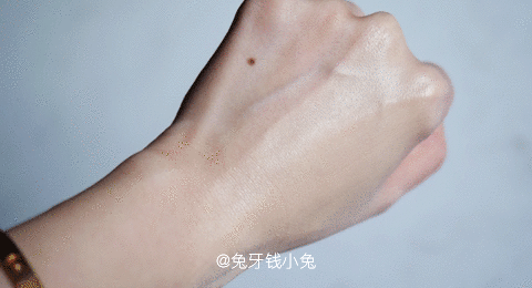雅詩蘭黛白金粉底液色號(hào)試色與評(píng)測(cè)