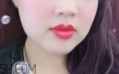 韓熙貞按壓唇膏為什么縮不回？重金屬超標(biāo)？
