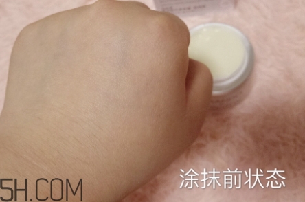 自然堂化妝品多少錢一套？