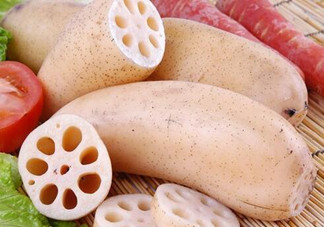 蓮藕和什么榨汁好？蓮藕洞里的泥怎么清理？