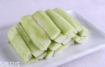 絲瓜老了還能吃嗎？軟的絲瓜口感會比較鮮甜