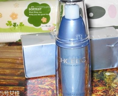 自然堂雪域精粹精華液多少錢？改善肌膚的五大問(wèn)題