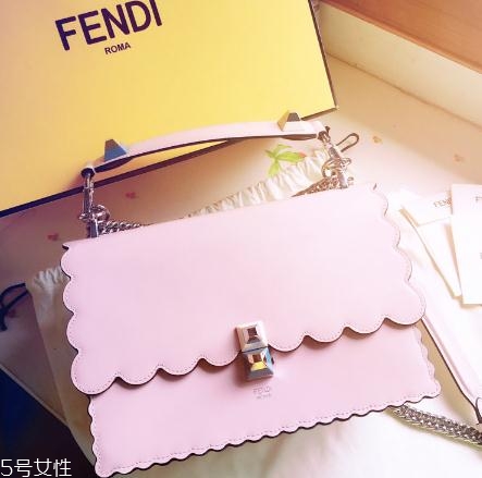 fendi包包多少錢？經典的意大利老牌包包