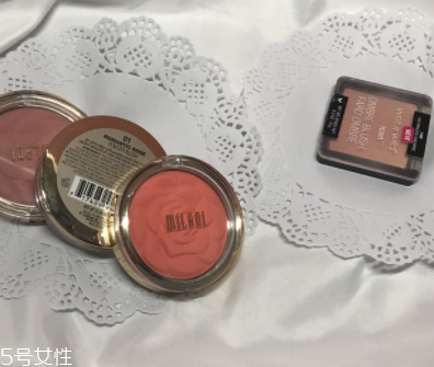 怎么打造高級(jí)臉？巧用腮紅顏值up up！