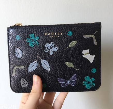 radley包質(zhì)量怎么樣？低價(jià)格高品質(zhì)包包的代表