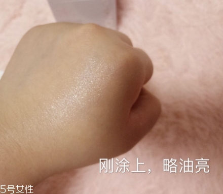 自然堂面霜哪款好用？從不同系列適合的膚質介紹