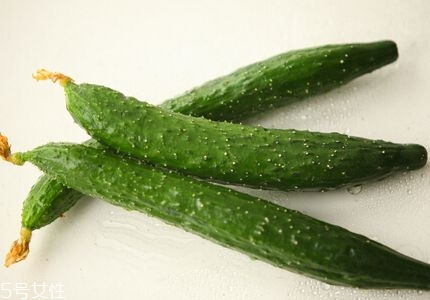 女性經(jīng)常揉肚子能減肥嗎？揉肚子好處多多