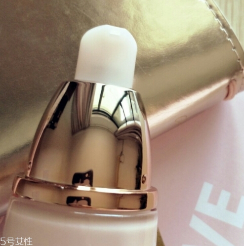 自然堂乳液怎么打開？按壓不出來不要著急