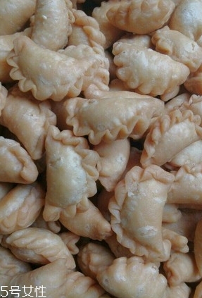 油角的皮要怎樣才松脆？關(guān)鍵看火候和時(shí)間
