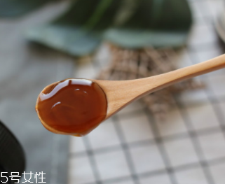 麥盧卡蜂蜜有什么驚人功能？內(nèi)服外敷功能強(qiáng)大