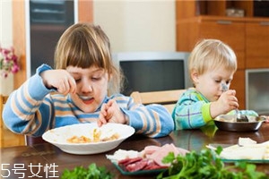 兒童進補該注意什么？進補需適當(dāng)