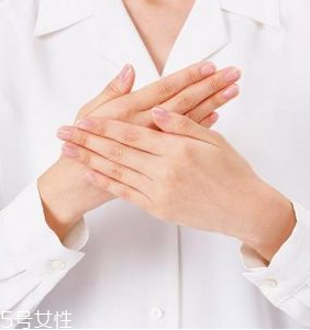 女人體質(zhì)虛寒如何調(diào)理？飲食調(diào)理是關(guān)鍵