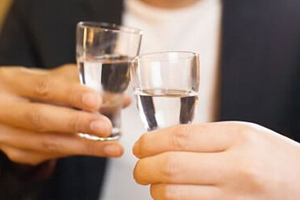 喝多少酒算安全？有基因缺陷的中國人最好不要喝