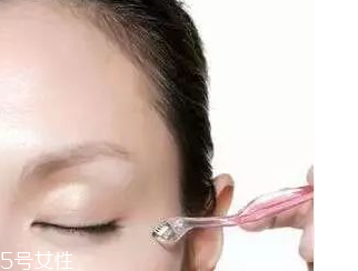 眉型為什么很奇怪？眉頭沒畫好