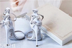 rene caovilla是奢侈品嗎？美到讓人產(chǎn)生錯(cuò)覺