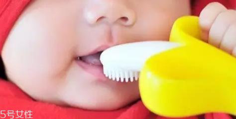 磨牙是因為受了委屈？孩子的心理狀況也會導致磨牙