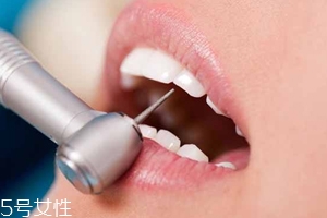 磨牙是因為受了委屈？孩子的心理狀況也會導致磨牙