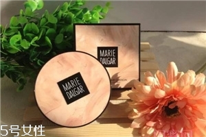 瑪麗黛佳底妝產(chǎn)品哪款好用？化妝包里必帶款