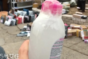 網(wǎng)購卸妝水凍成冰坨，化妝品該怎么保存？