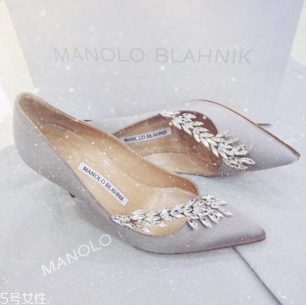 manolo blahnik是什么檔次？世界上最優(yōu)美的高跟鞋