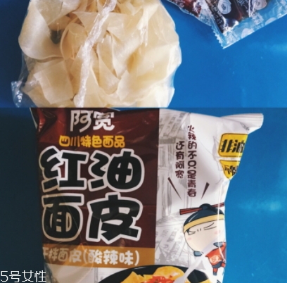 阿寬紅油面皮怎么泡？需要泡足這么長時間