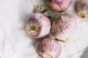 大蒜有哪些功效？天然青霉素降糖降脂