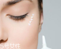 眼霜不可以來(lái)回涂抹嗎？這樣不如不涂
