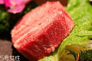 神戶牛肉多少錢一斤 天價(jià)牛肉你吃過(guò)嗎