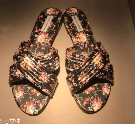 tabitha simmons鞋子多少錢？美到骨子里的高跟鞋