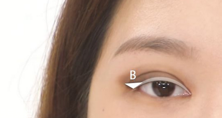 眼線液哪個(gè)牌子好用不暈染？眼角下垂畫眼線圖解 