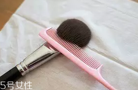 化妝刷怎么挑選？9種化妝刷全解析