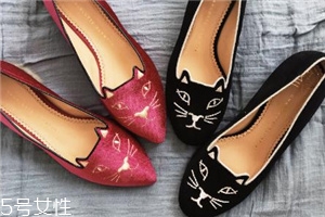 charlotte olympia貓咪鞋多少錢(qián)？平底鞋中的萌貨代表