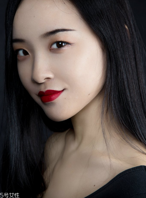 內(nèi)雙怎樣畫眼線成外雙？單眼皮內(nèi)雙女生福音