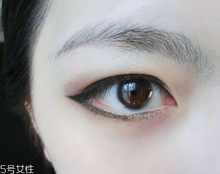內(nèi)雙怎么變外雙眼皮？內(nèi)雙眼睛變大技巧