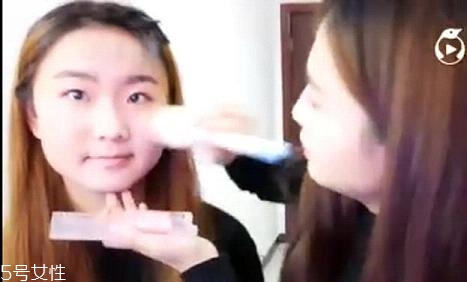 內(nèi)雙怎么畫眼線？內(nèi)雙眼皮畫眼妝技巧