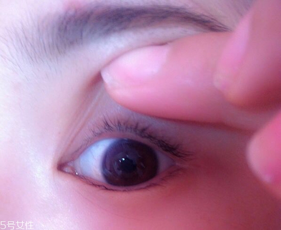 內(nèi)雙怎么畫眼線？內(nèi)雙眼皮畫眼妝技巧