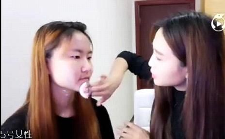 內(nèi)雙怎么畫眼線？內(nèi)雙眼皮畫眼妝技巧