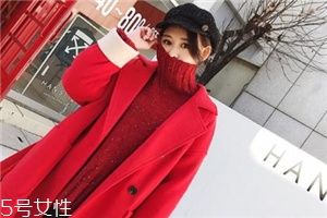 紅色毛衣配什么外套？冬季搭配風(fēng)度與溫度共存