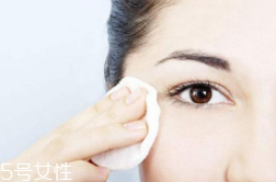 卸妝油哪種成分最好？3種類型任君挑選