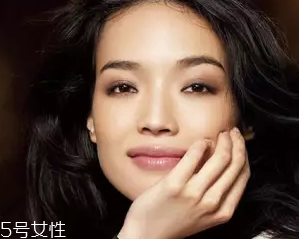 薄唇怎么畫唇妝？利用技巧打造完美唇色