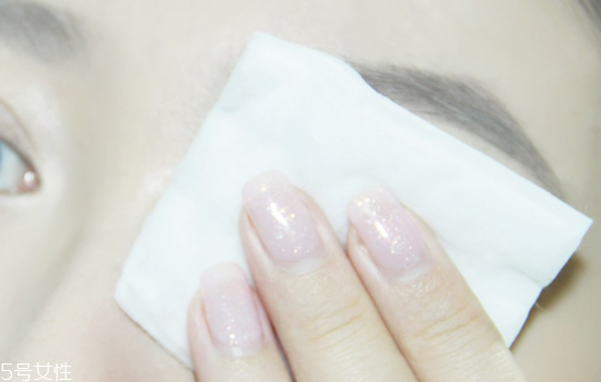 豆沙色眼妝怎么畫？超受歡迎的空氣眼妝畫法