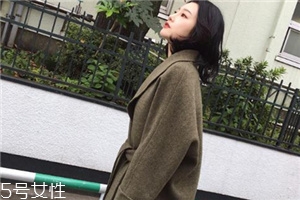 大衣有味道怎么去除？去味道必備小妙招