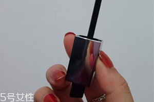 美寶蓮彎彎睫毛膏怎么用？想怎么彎就怎么彎
