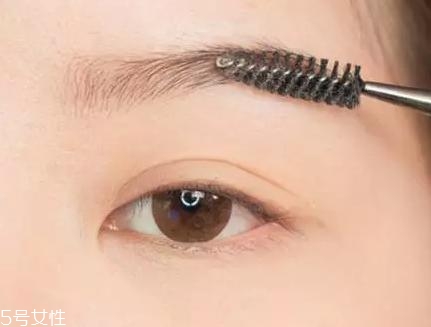 網(wǎng)紅的妝都是怎么化的？論女生眼妝的重要性